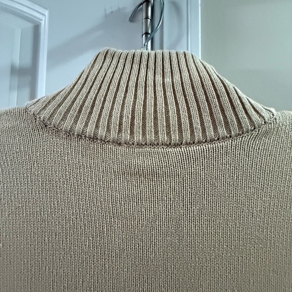 Denim and Co Quilted Beige Jacket- Gently Worn! - Picture 9 of 9